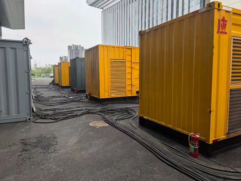 轮台不同季节柴油发电机组保养有哪些注意事项?