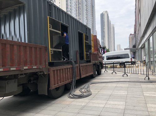 轮台冷却液不足的情况下如何检查柴油发电机组？