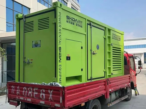 轮台更换水冷式机油散热器的密封件时，如何选择合适的密封胶？